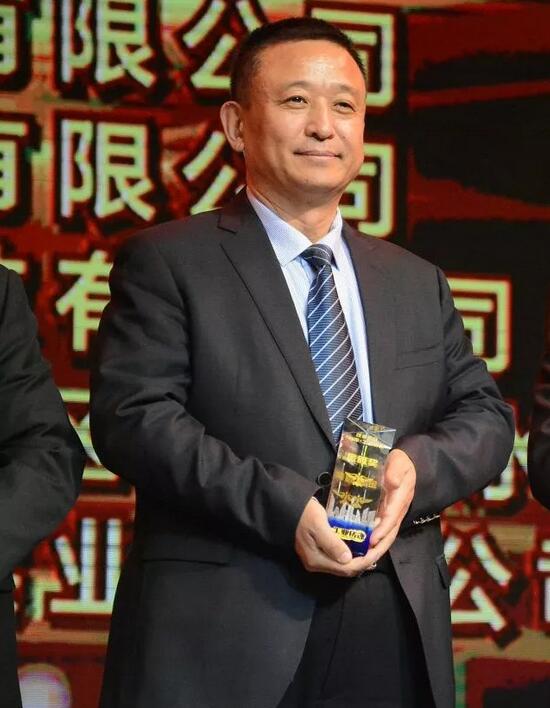 重磅|躍迪旗下河北新宇宙榮獲石家莊市“工業(yè)鑄魂”大型評選活動(dòng)金雁獎(jiǎng)
