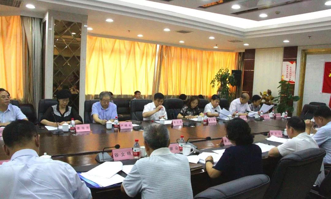 河北省政協(xié)常委、躍迪集團(tuán)董事長(zhǎng)呂洪濤出席省政協(xié)重點(diǎn)提案督辦座談會(huì)