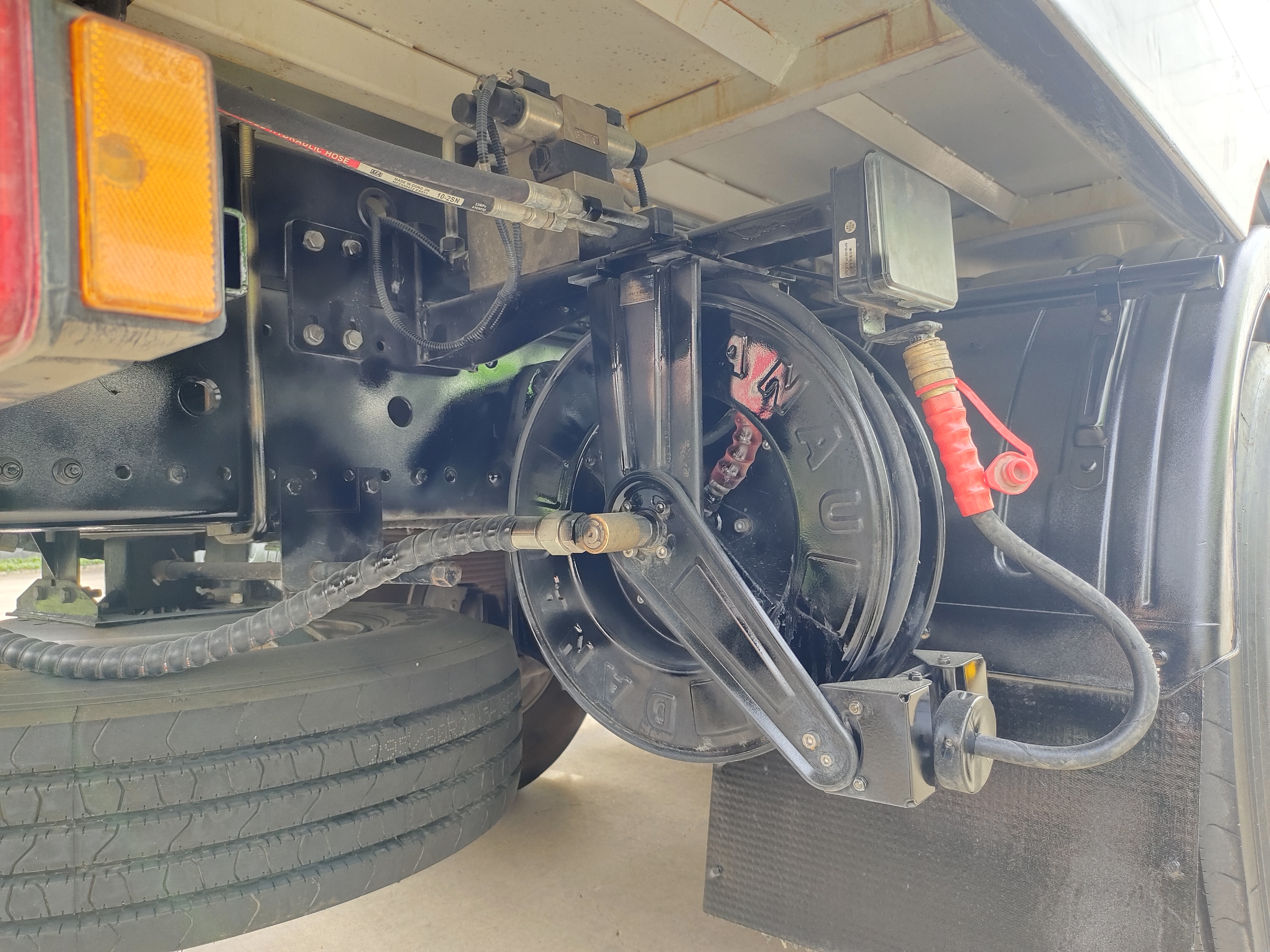 躍迪清掃車 —— 為城市顏值加分，為美好生活助力